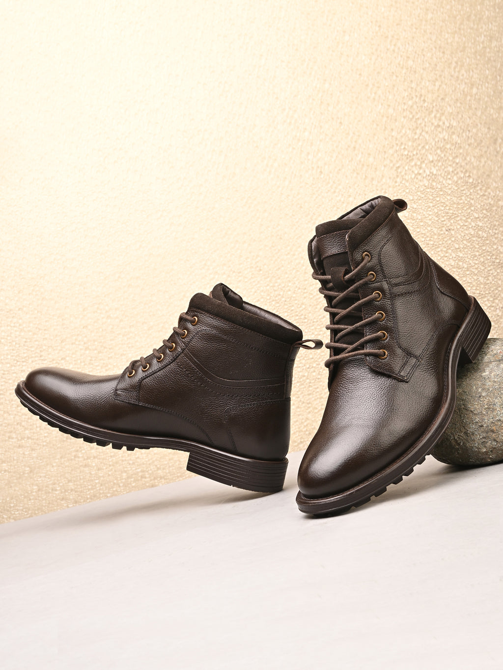 Brooks Lace-Up Boots – Dark Brown