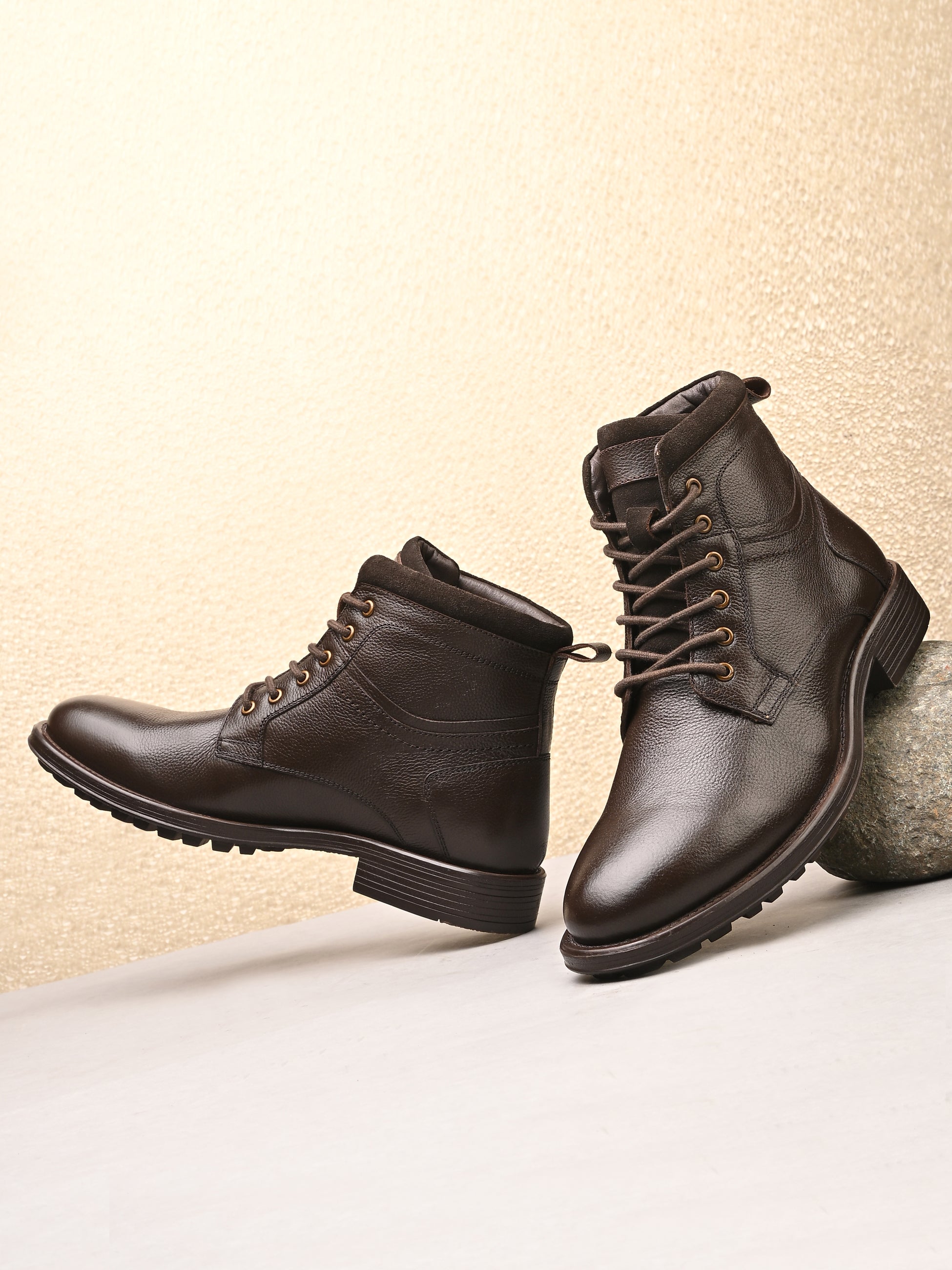Brooks Lace-Up Boots – Dark Brown