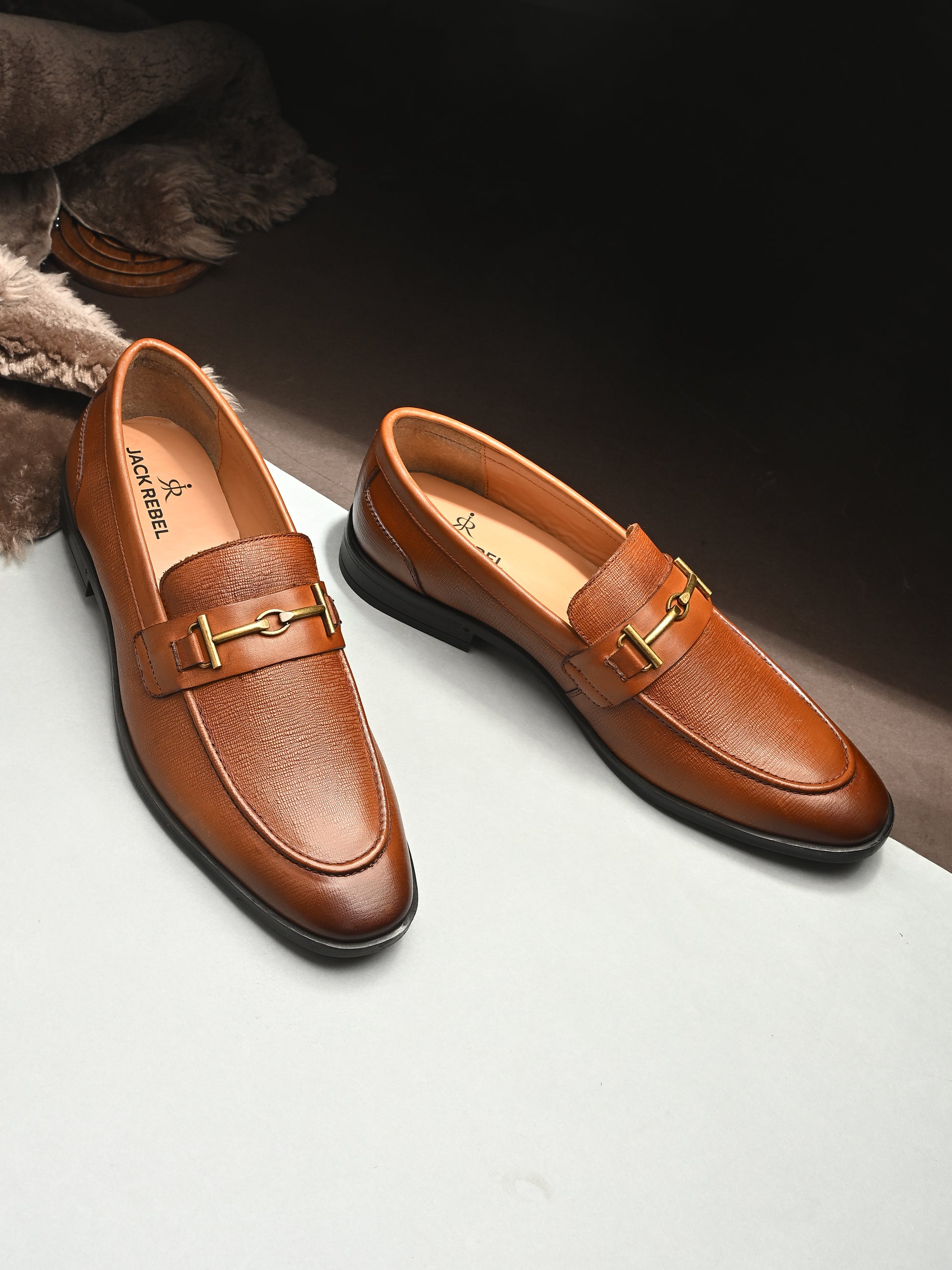 Axel Horsebit Loafers - Tan
